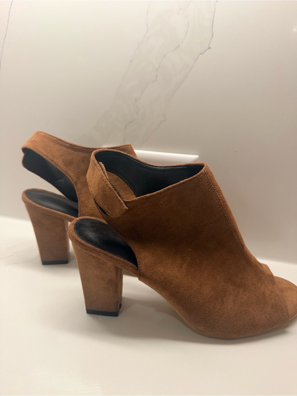 Source Unknown Brown Suede Open-Back Block Heel Mules